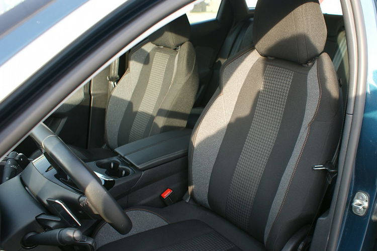 Peugeot 3008 zdjęcie 9