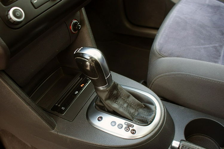 Volkswagen Touran zdjęcie 23