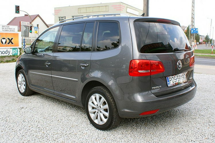 Volkswagen Touran zdjęcie 8