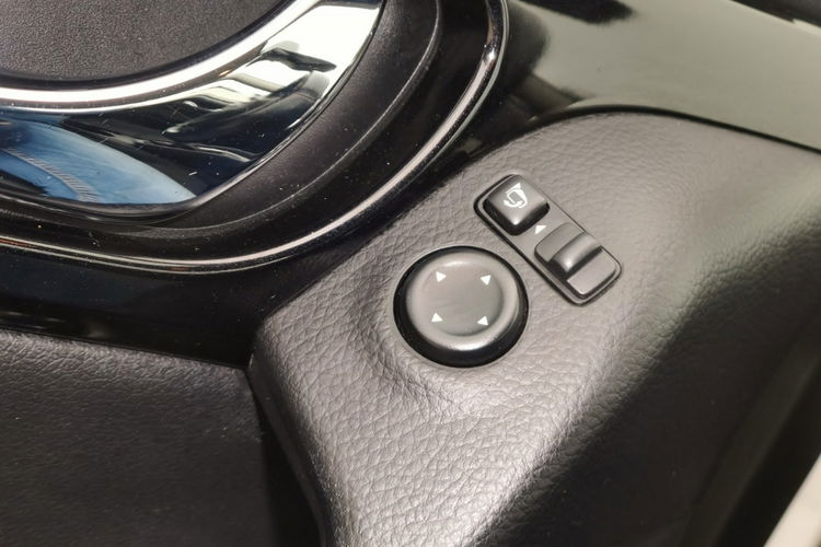 Nissan Qashqai Perła Navi Panorama zdjęcie 30