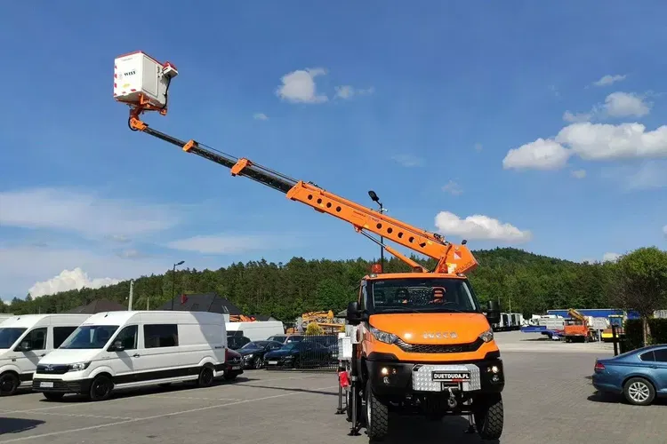 Iveco Daily 55-170 4x4 Zwyżka 20 metrów Bumar WISS PTM-20E Unikat zdjęcie 12