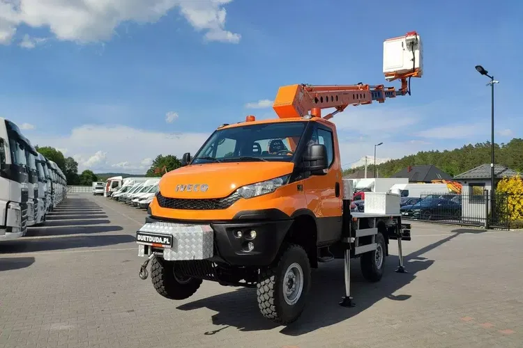 Iveco Daily 55-170 4x4 Zwyżka 20 metrów Bumar WISS PTM-20E Unikat zdjęcie 8