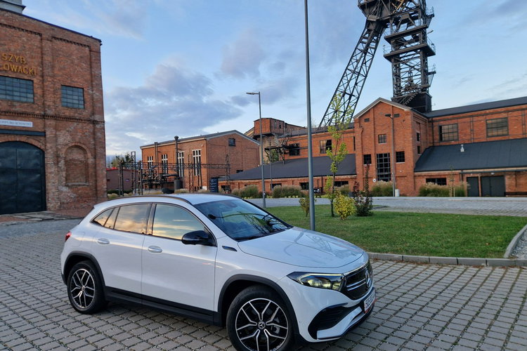 Mercedes EQA Pakiet AMG. Zasięg 410Kl. 292Ps. Full-Led zdjęcie 6