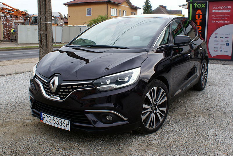 samochód osobowy Renault zdjęcie 1