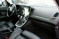 samochód osobowy Renault zdjęcie 23