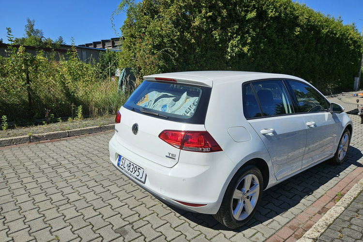 Volkswagen Golf Klimatyzacja / Podgrzewane fotele / Komputer / 4 cylindry zdjęcie 3