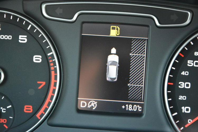 Audi Q3 Quattro bi-xenon Led Skóry Navi Czarny Sufit Park Assit Bose 2XParkt zdjęcie 29