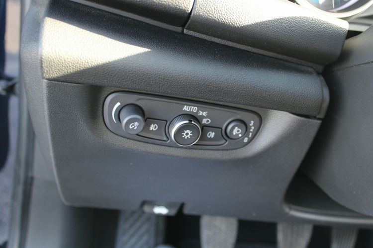 Opel Insignia 165HP EnJoy krajowa f-vat Gwarancja zdjęcie 19