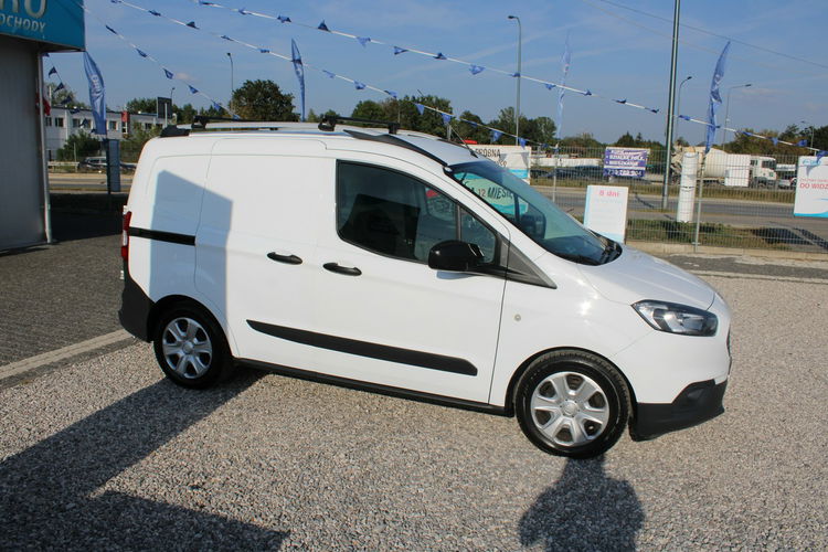 Ford Transit Courier VAT-1 F-vat Gwarancja Salon Polska F-vat zdjęcie 4