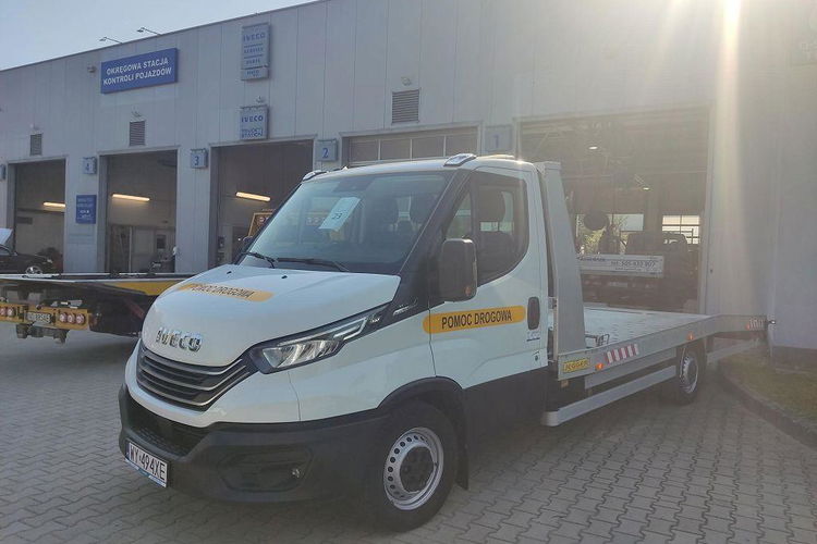 Iveco DAILY 35S18 zdjęcie 9