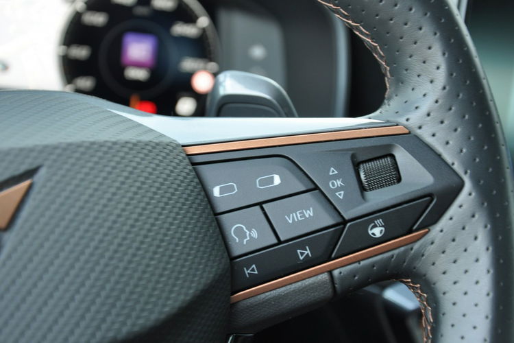 Cupra Formentor 1.5 TSI 150KM DSG Matrix Ambiente Navi Serwis ASO zdjęcie 12