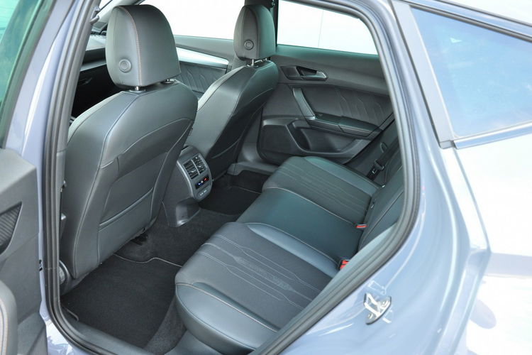 Cupra Formentor 1.5 TSI 150KM DSG Matrix Ambiente Navi Serwis ASO zdjęcie 26