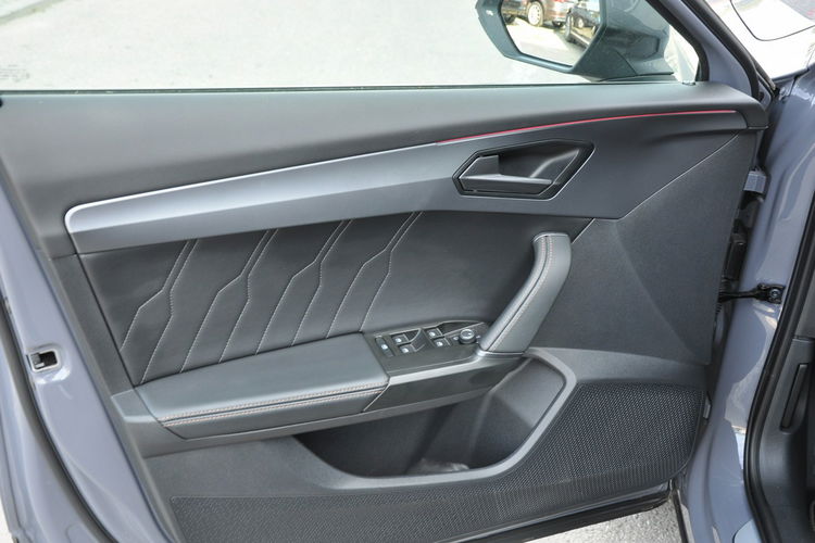 Cupra Formentor 1.5 TSI 150KM DSG Matrix Ambiente Navi Serwis ASO zdjęcie 7