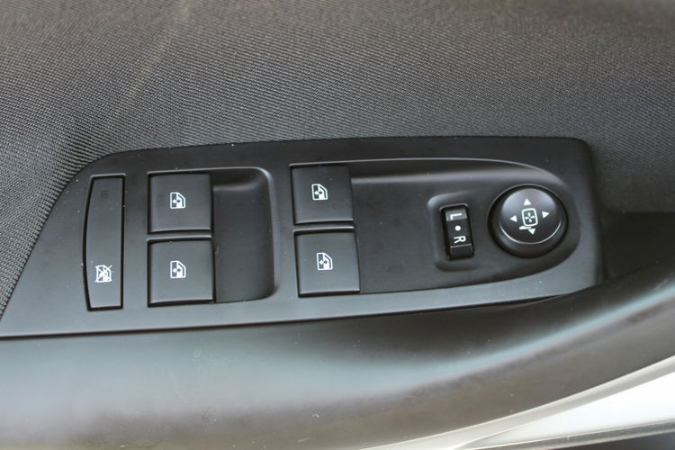 Opel Astra EnJoy Polski Salon F-vat Gwarancja KOMBI zdjęcie 18