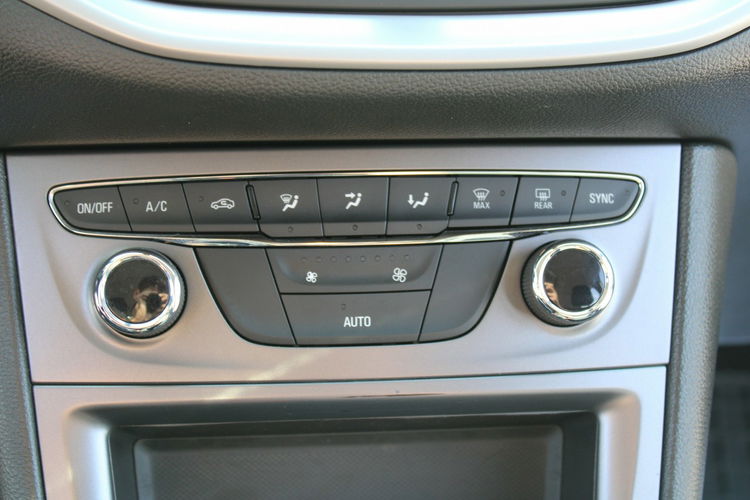 Opel Astra EnJoy Polski Salon F-vat Gwarancja KOMBI zdjęcie 25