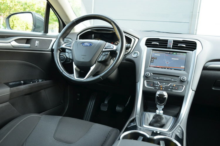 Ford Mondeo Zarejestrowany 1.6TDCI Seriws Nowy dwumas Navi As.parkowania Full LED zdjęcie 33