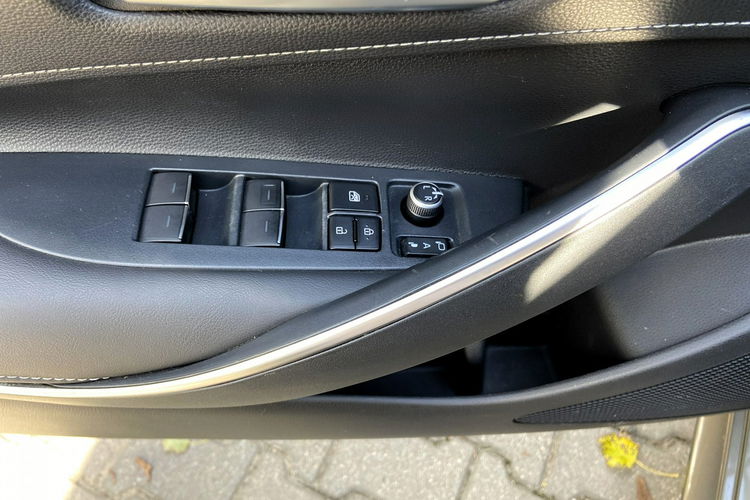 Toyota Corolla TS 1.8 HSD 122KM COMFORT STYLE TECH, salon Polska, gwarancja zdjęcie 18