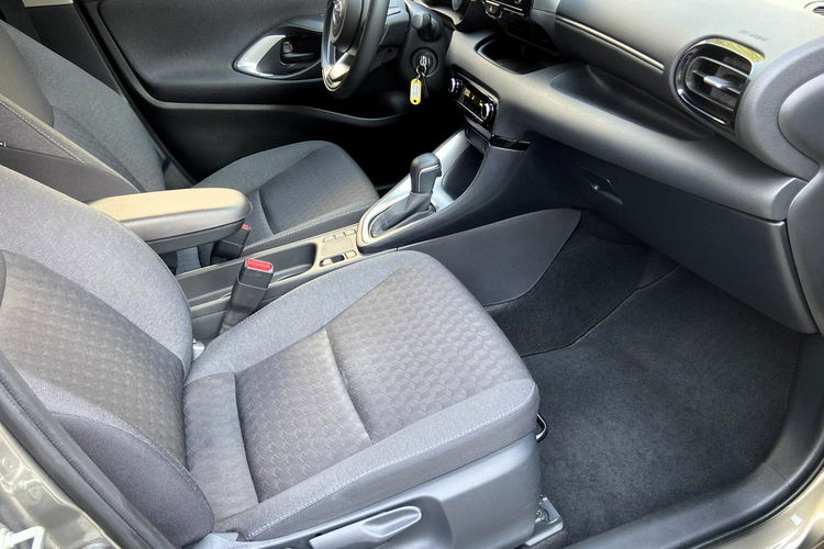 Toyota Yaris 1.5 HSD 116KM COMFORT STYLE TECH, salon Polska, gwarancja zdjęcie 14