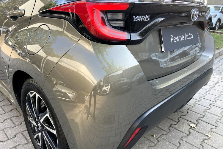 Toyota Yaris 1.5 HSD 116KM COMFORT STYLE TECH, salon Polska, gwarancja zdjęcie 26