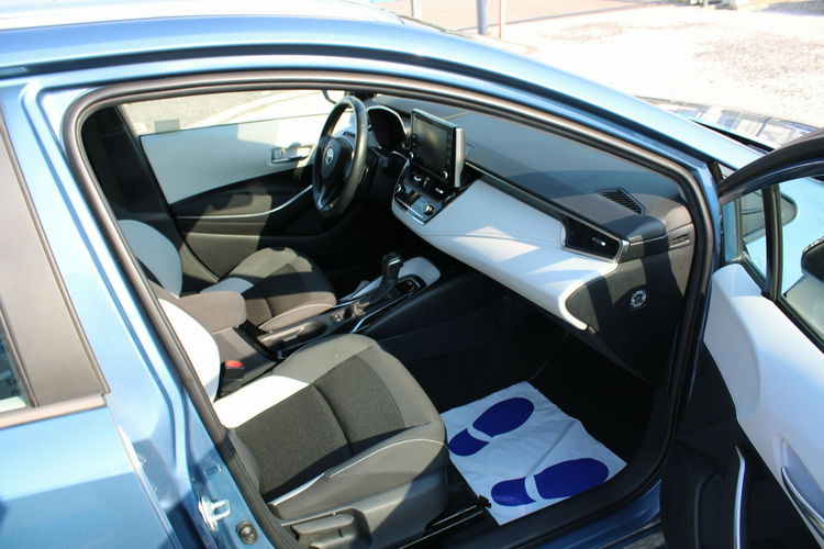 Toyota Corolla Comfort F-VAT SalonPL Gwarancja 2.0 180HP zdjęcie 33