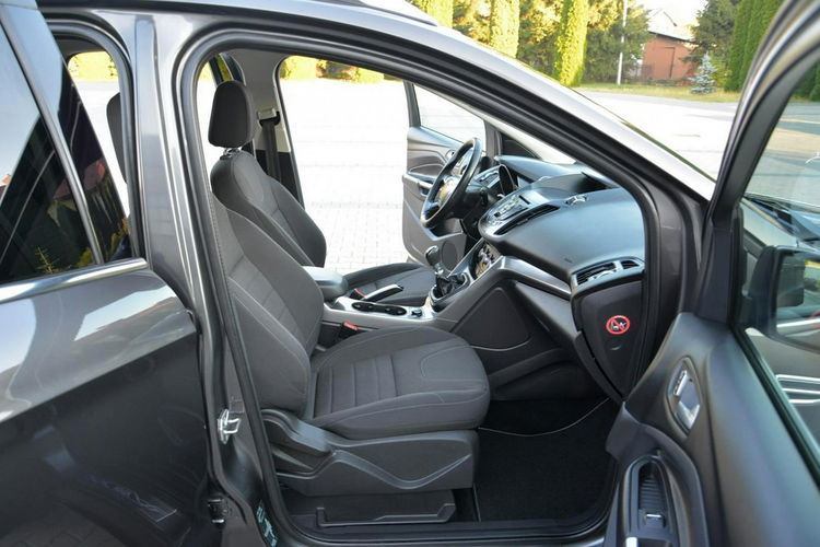 Kuga 1.5(150KM) Duża Navi Parktronic Relingi Keyless go ASO FORD zdjęcie 16