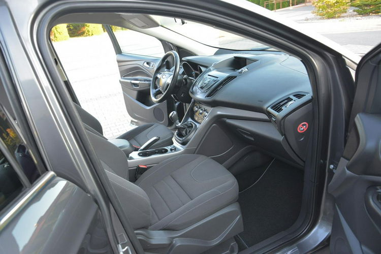 Kuga 1.5(150KM) Duża Navi Parktronic Relingi Keyless go ASO FORD zdjęcie 17