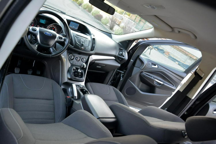 Kuga 1.5(150KM) Duża Navi Parktronic Relingi Keyless go ASO FORD zdjęcie 23