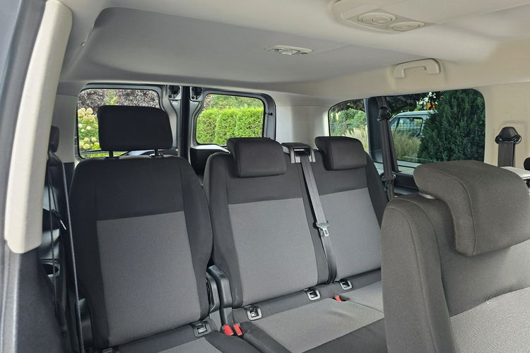 Toyota Proace Verso Long 2.0 D4D 150KM / Serwisowana w ASO / Bezwypadkowa zdjęcie 10