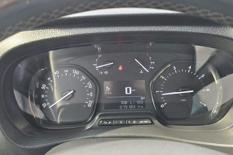 Toyota Proace Verso Long 2.0 D4D 150KM / Serwisowana w ASO / Bezwypadkowa zdjęcie 12