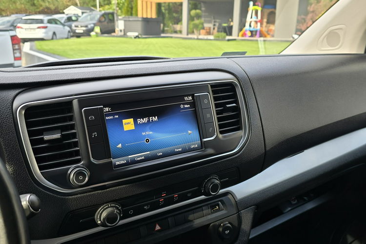 Toyota Proace Verso Long 2.0 D4D 150KM / Serwisowana w ASO / Bezwypadkowa zdjęcie 13