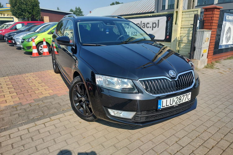 Skoda Octavia 2.0 TDi 150KM Klimatronic Navi zdjęcie 12