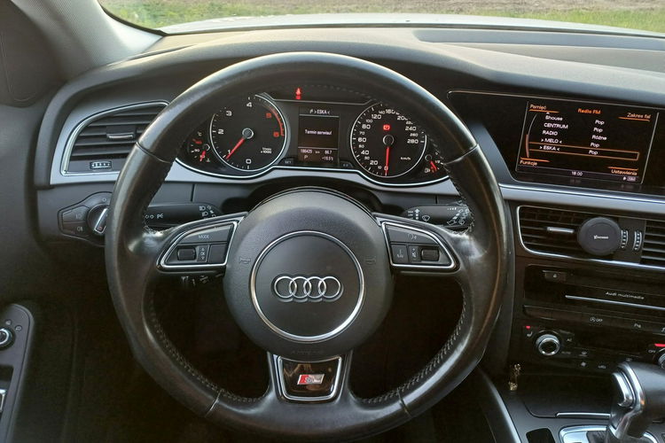 Audi A4 S-Line 2.0 TDI Automat 177KM Navi Klimatronic zdjęcie 7