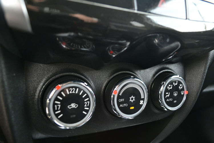 Citroen C4 Aircross Nawigacja Carplay Kamera Cofania Serwis LED Xenon Zarejestr KeylessGO zdjęcie 21