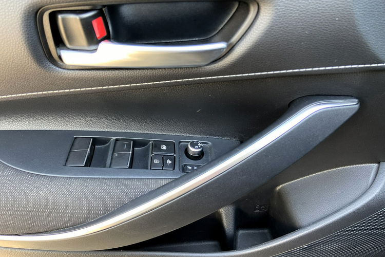 Toyota Corolla TS 1.8 HSD 140KM COMFORT TECH, salon Polska, gwarancja, FV23% zdjęcie 18