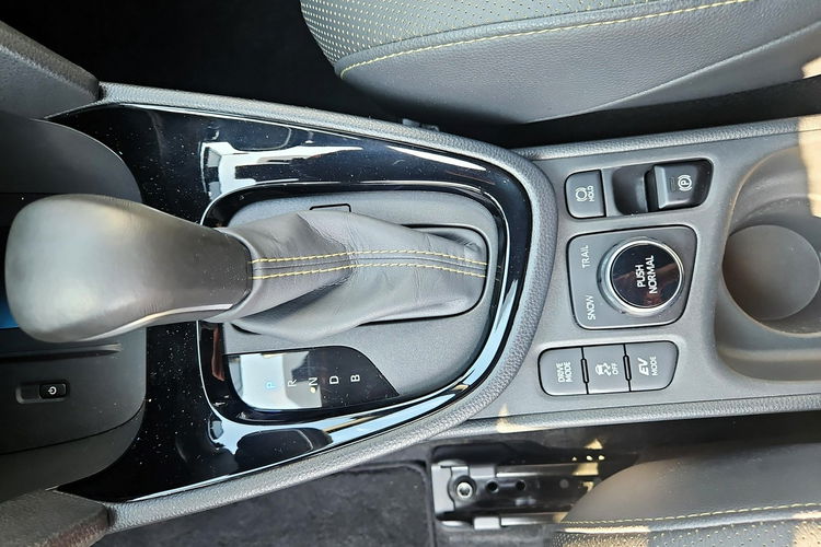 Toyota Yaris Cross 1.5 HSD 116KM 4x4 PREMIERE EDITION, salon Polska, gwarancja, FV23% zdjęcie 17