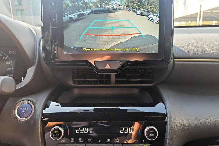 Toyota Yaris Cross 1.5 HSD 116KM 4x4 PREMIERE EDITION, salon Polska, gwarancja, FV23% zdjęcie 18