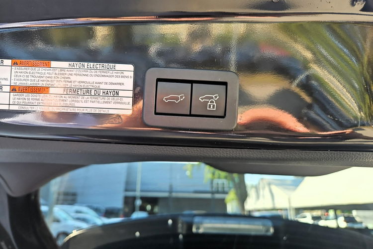 Toyota Yaris Cross 1.5 HSD 116KM 4x4 PREMIERE EDITION, salon Polska, gwarancja, FV23% zdjęcie 23