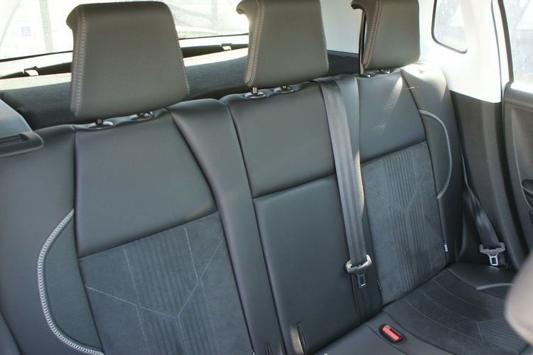 Peugeot 2008 zdjęcie 17