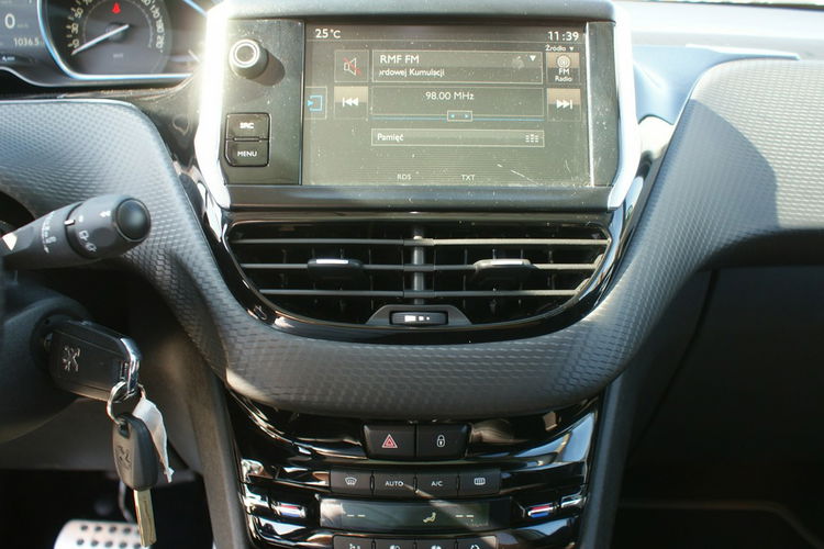 Peugeot 2008 zdjęcie 21