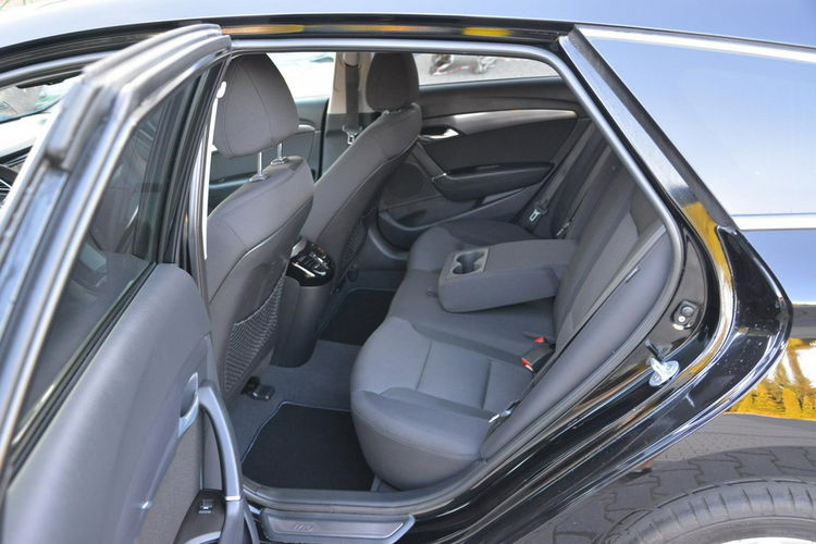 Hyundai i40 1.6(135KM) 12.2013r Xenon Navi Kamera Klimatronic 2xParktr Keyless go zdjęcie 16