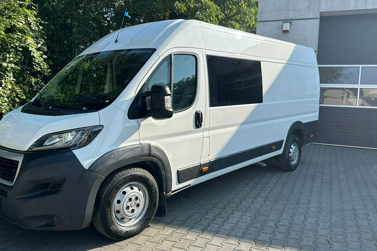 Peugeot Boxer 2.0 163 KM L4H2 7 osobowy Brygadówka Klimatyzacja Kamera cofania zdjęcie 3