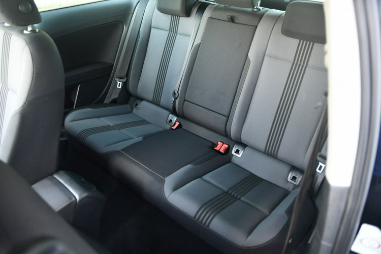 Volkswagen Golf 2.0tdi Serwis.Klimatronic 2 str.Podg.Fot.Navigacja.Parktronic. zdjęcie 17