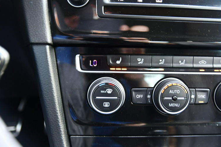 Volkswagen Golf 2.0tdi Serwis.Klimatronic 2 str.Podg.Fot.Navigacja.Parktronic. zdjęcie 29