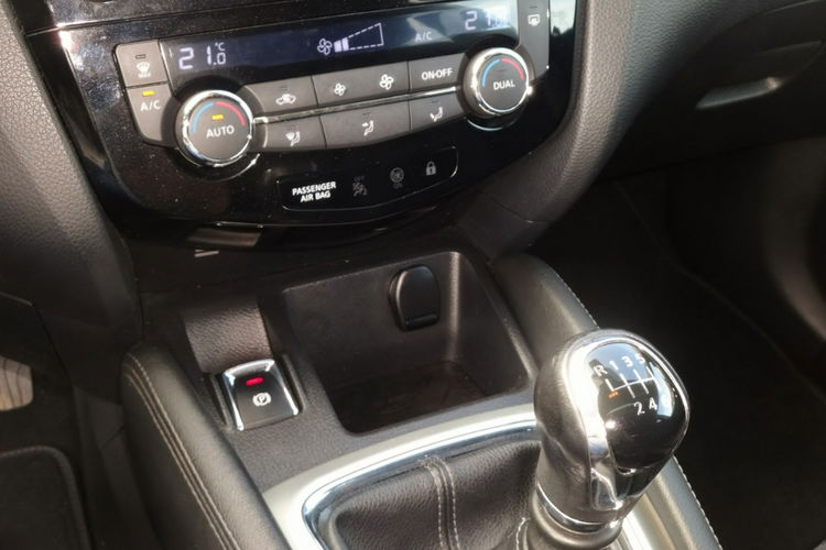Nissan Qashqai Navi kamery 360 panoramadach zdjęcie 13