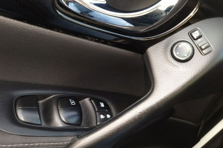 Nissan Qashqai Navi kamery 360 panoramadach zdjęcie 29
