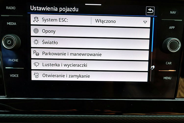 Volkswagen Multivan 7-OSÓB 4x4 AUTOMAT 3Lata GWARANCJA 1wł Kraj Bezwyp FullLed+Skóra FV23% 4x2 zdjęcie 37