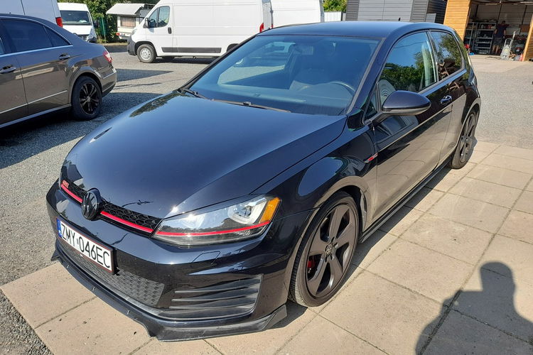 Volkswagen Golf GTI zarejestrowany i ubezpieczony. Bardzo ładny. zdjęcie 2