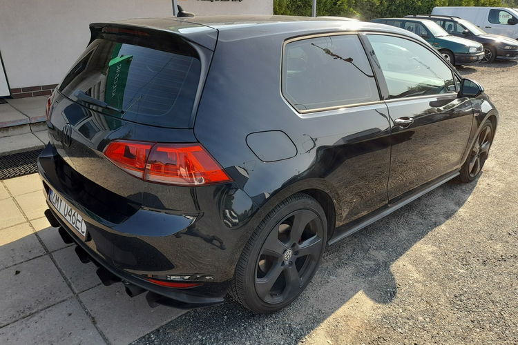 Volkswagen Golf GTI zarejestrowany i ubezpieczony. Bardzo ładny. zdjęcie 4