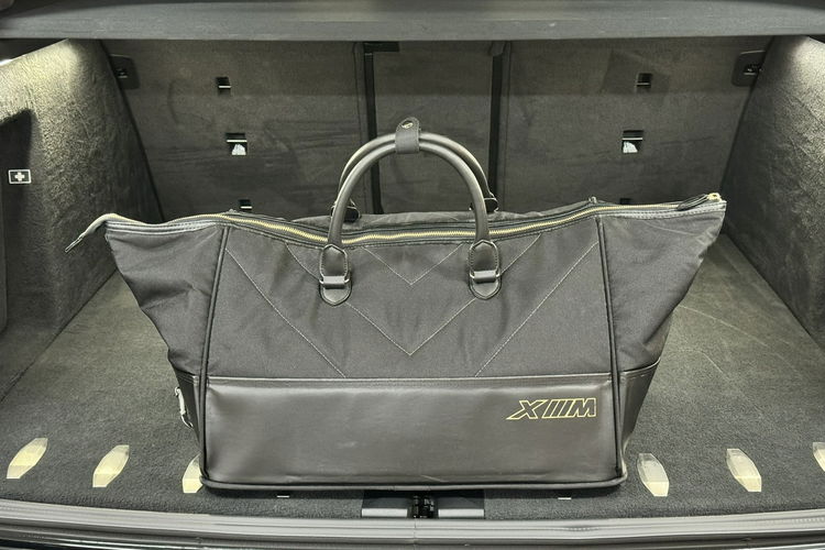 BMW XM Grzane i Wentylowane Fotele z Masażem Bowers Zawieszenie M Iconic Glow zdjęcie 14