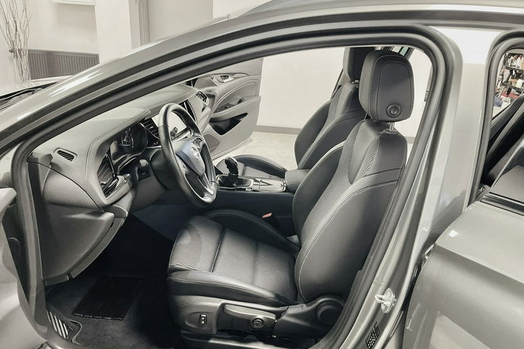 Opel Insignia 2.0 CDTI 170KM Innovation AppleCar NAVI LUX Led KeyLess Virtua Niemiec zdjęcie 15
